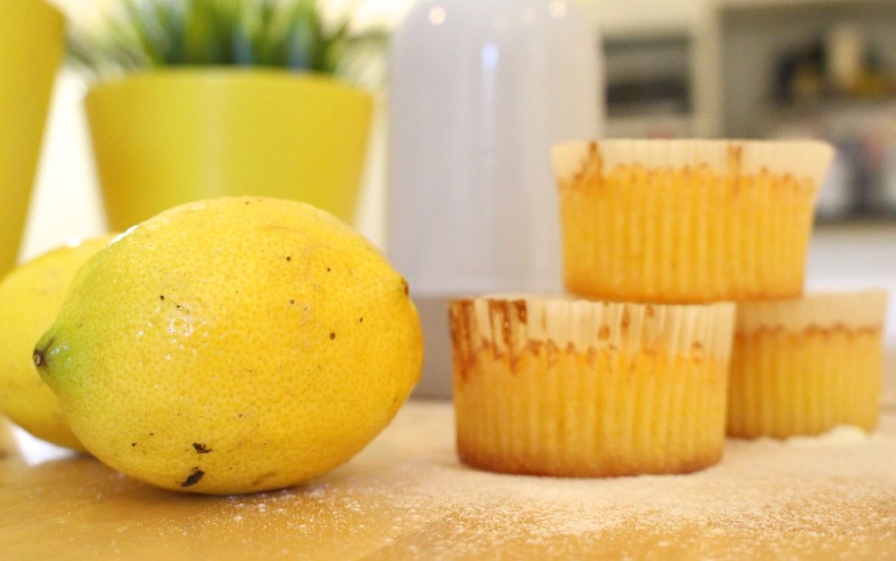 lemon cupcake
