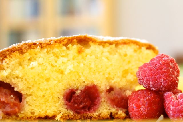 rasberry cake