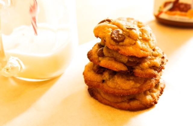 Brown butter chocolate chip cookies with nutella and sea salt